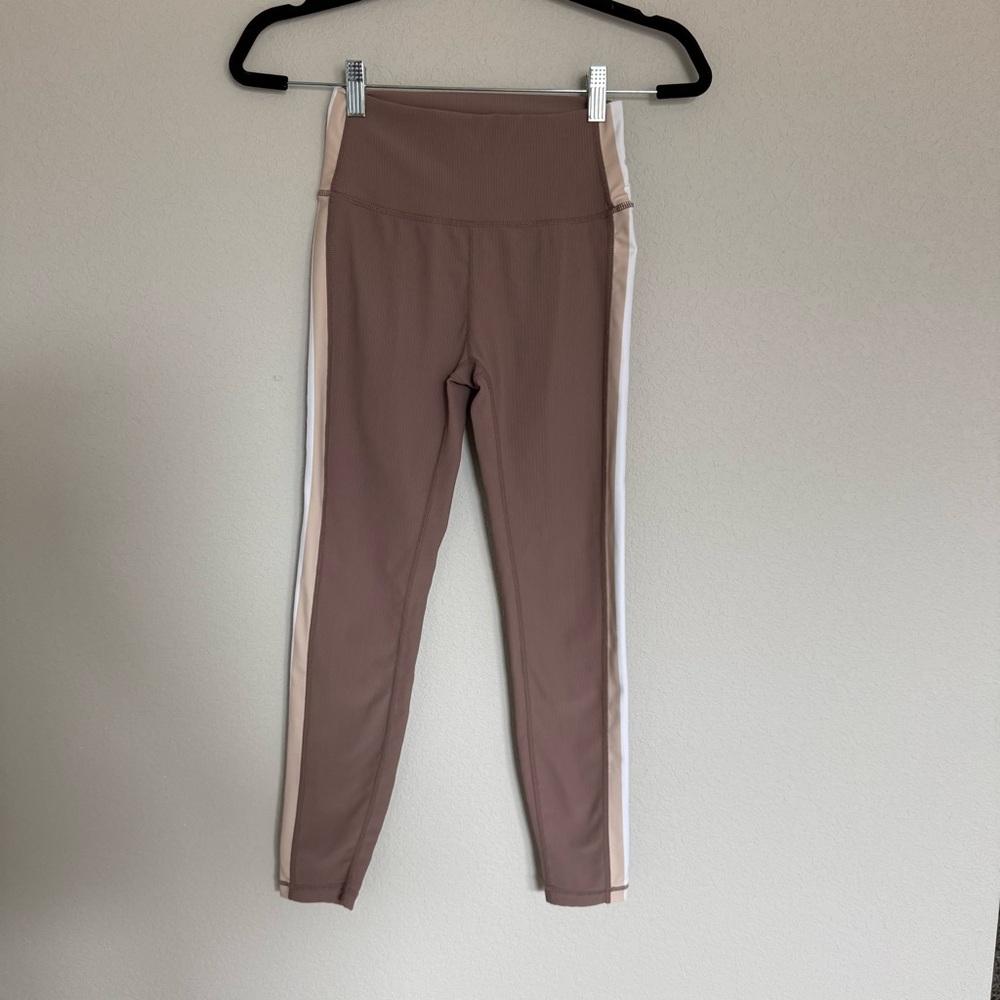 Wilo The Label Women’s Leggings Brown Ribbed Striped Active Yoga Pilates Pant Sm